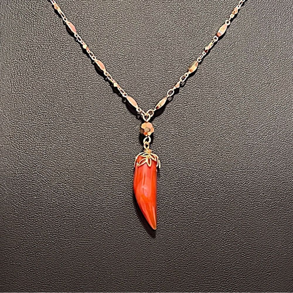 Sequin Jasper Pendant Gold Tone 34” Long Necklace NWT
